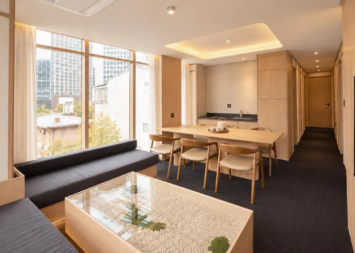 Uh Deoksugung Hotel